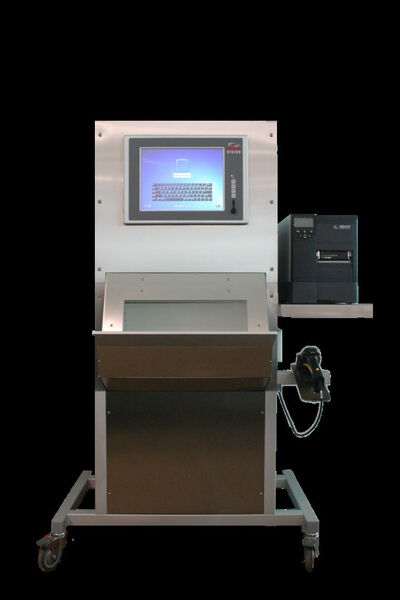Semi-automatic machine for the aggregation of serialized cases (Picture: Antares Vision)