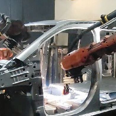 DGH developed an automated system for inspecting welds using cameras and lighting mounted on robots. (Image:DGH)