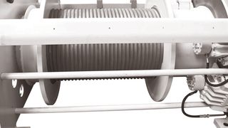 Neue Zollern-Elektrokompaktwinde mit in der Seiltrommel integriertem Asynchronmotor und Planetengetriebe. (Bild: Zollern)