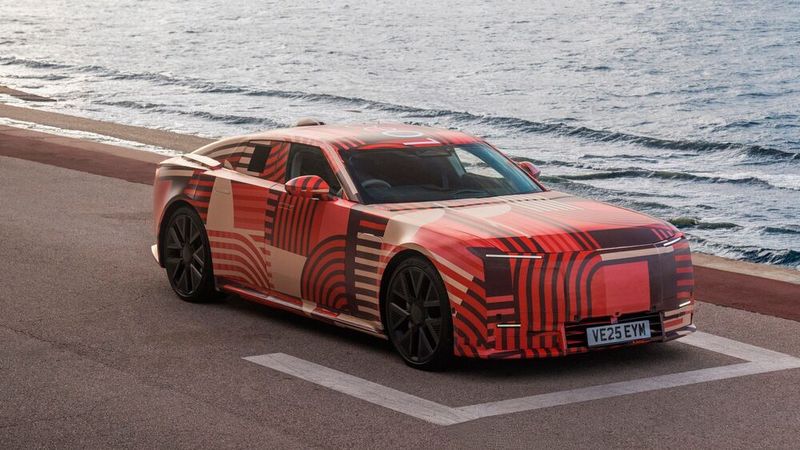 Jaguar is now showing pictures of an only slightly camouflaged prototype of the upcoming Type 01(Image: Jaguar)