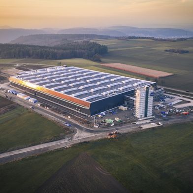 Das neue Werk in Nagold soll dieses Jahr die Batteriegehäuse-Produktion für Kunden wie Mercedes-AMG und BMW starten. (Bild: Boysen)