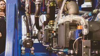 Mit drehzahlvariablen Pumpenantriebe lässt sich durch Senkung der Drehzahl bei Teillast bis zu 80 % Energie einsparen. (Bild: Christian Fleury)