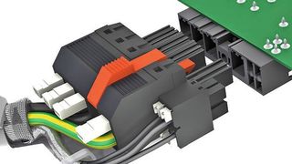 Beim Verwenden von Motoranschlussleitungen ohne Aderendhülsen oder bei Leitungen mit kleinem Querschnitt ist der verrastbare Push Button von Vorteil, weil er die Klemmstelle geöffnet hält. (Weidmüller)