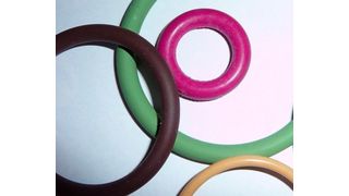 Müssen Kunststoffkomponenten, wie diese O-Ringe gegen Verschleiß und Reibungsverluste geschmiert werden, sollte das auch richtig gemacht werden. TMM, Technik und Marketing München bietet dafür ein spezielles Inhouse-Seminar an, das speziell für Konstrukteure konzipiert ist: www.tmmmuenchen.de, unter dem Stichwort: Kunststoffschmierung. (Bild: TMM)