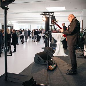 Rund 200 Gäste hatte die Feser-Graf-Gruppe nach Nürnberg geladen.(Bild:  Feser Graf)