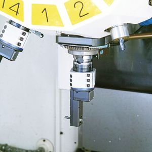 Die neuen Winkelköpfe wurden speziell für die BBT30-Maschinenspindel entwickelt und verfügen über eine hochpräzise BBT30-Schnittstelle.(Bild:  Big Kaiser)