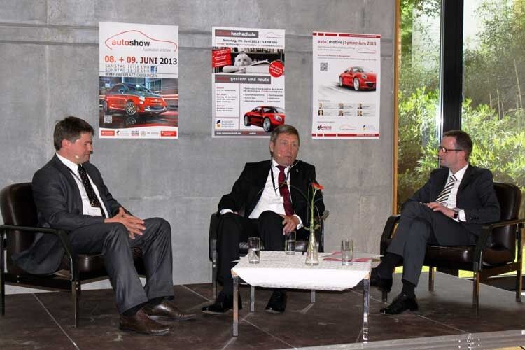 Prof. Stefan Reindl im Gespräch mit Helmut Wuttke (4 Wheels) und Manfred Schlegel (Autopro) zum Thema „Prozessoptimierung“. (Foto: IFA)