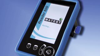 Beliebiges Design durch eingebrannte keramische Farben. Bei Bedarf  führen im Glas eingeschliffene Flächen die Fingerkuppen bei der Eingabe. (Archiv: Vogel Business Media)