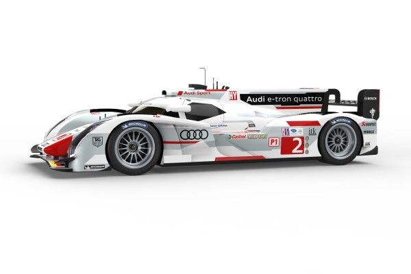 Der neue Audi R18 e-tron quattro: für die Rennsaison 2013 wurde der Rennbolide mit Hybridantrieb gründlich überarbeitet (Bild: Audi Motorsport)