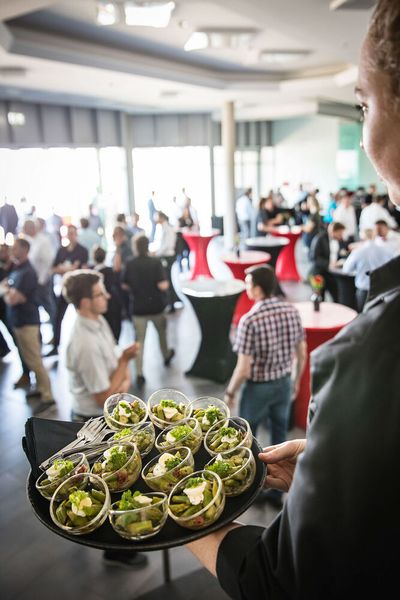 Steckverbinderkongress 2023 Tag 2: Kongress mit Trendthemen von PCF über DC-Steckverbinder, Hybridsteckverbinder, Qualifizierung, Single Pair Ethernet, Hands-on Workshops bis zu 3D-Druck und Konfektionierung. (Bild: Stefan Bausewein)