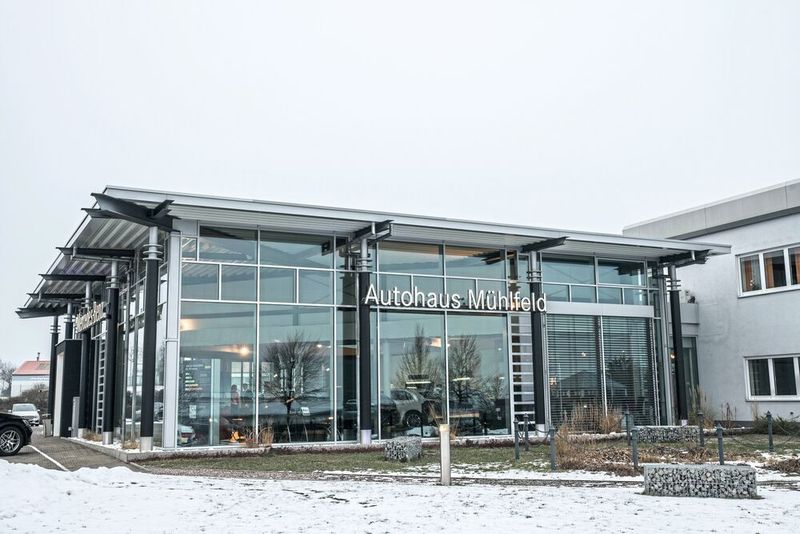 ... noch in diesem Jahr die Standards für das „Junge Sterne Pkw“-Programm sowie für das Transportergeschäft erfüllt werden. (Bild: Schade-Gruppe)