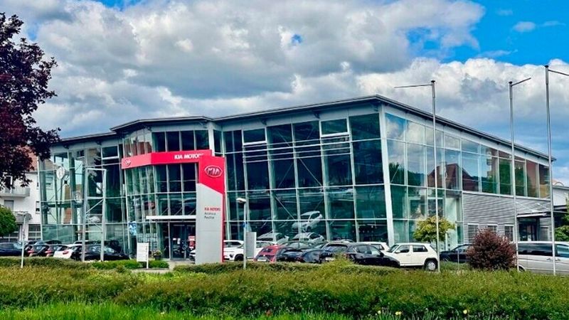 Das Autohaus Paschke wird Teil der AHG Autohandelsgesellschaft.(Bild:  Alphartis SE)