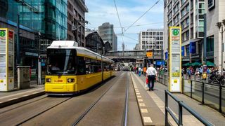 Mit dem Ticket möchte der Bund die Länder beim ÖPNV-Angebot unterstützen. (gemeinfrei/Pixabay)