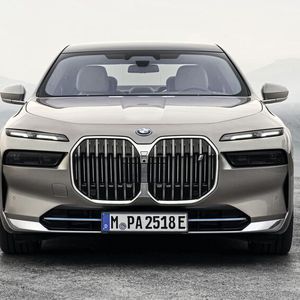 Platz eins in der Oberklasse im März 2026: BMW 7er mit 318 Neuzulassungen.(Bild:  BMW)