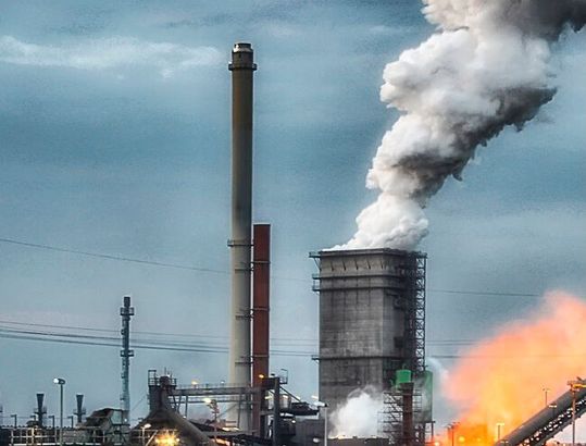 HKM steht für Hüttenwerke Krupp Mannesmann und gehört zu 50 Prozent zu Thyssenkrupp Steel Europe. Nun hat man entschieden, HKM zu verkaufen, weil Thyssenkrupp das Stahlgeschäft verschlanken möchte. Viele Mitarbeiter bangen um den Job ...(Bild:  HKM)