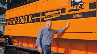 Die Risikobeurteilung des mobilen Zerkleinerers DW-3060 K wurde als konkreter Fall im Seminar von Kothes! bei Doppstadt durchgeführt.  (Bild: Kothes!)