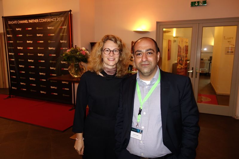 Barbara Meister, Seagate, mit Hormoz Vardeh, Tech Data. (Bild: IT-BUSINESS)