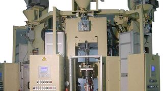 Isostatisches Pressenmodul IPM40/3 zur Herstellung von Batteriehülsen (Bild: Dorst Technologies)