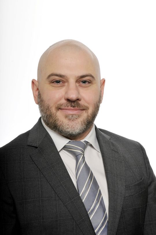 Juan Thomaz verfügt über fast 20 Jahre Erfahrung in der Automobil-Industrie sowie über fundierte Kenntnisse des Aftermarkets, heißt es bei Phinia.(Bild:  Phinia)