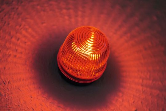 Multikrise! Diese Herausforderungen belasten Industrieunternehmen aktuell am stärksten.(Bild: ©  Axel Bueckert - stock.adobe.com)