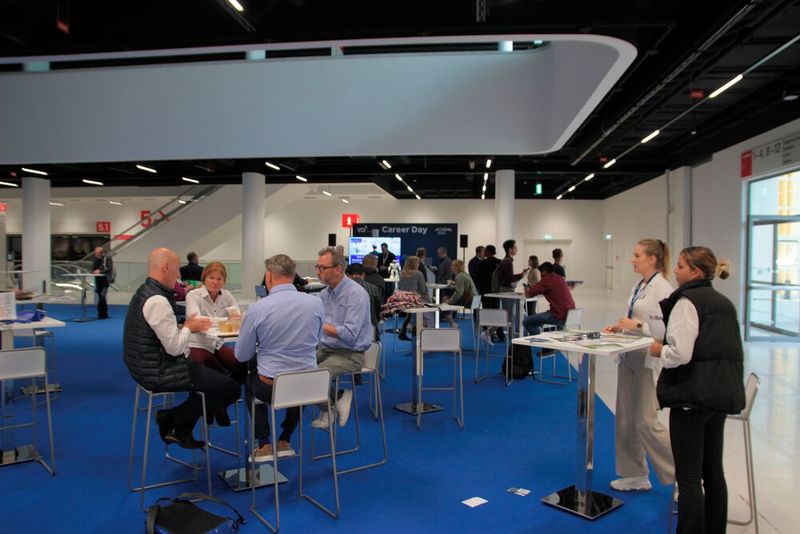 Impressionen aus den Hallen und von der Freifläche der Achema 2024. (Bild: Ernhofer / PROCESS)