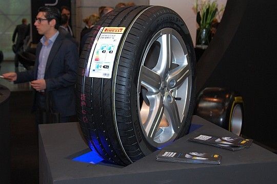 Doch Pirelli stahl allen anderen Anbietern in Essen die Schau mit seinem Cinturato P7 Blue, der ab sofort lieferbar ist. (Foto: Rosenow)