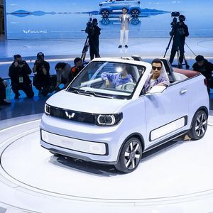 Beim Innenraum des offenen Mini EV hat sich Wuling richtig ins Zeug gelegt.(Bild:  Wuling)
