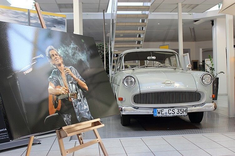 Wer hat sich wohl besser gehalten – Keith Richards oder der Opel Rekord? (Foto: Bernhardt)