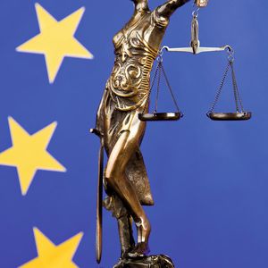 Viele Vorschriften sollen saubere Produkte garantieren – daraus ist eine immer größere Flut an Verordnungen und Gesetzgebungen entstanden.