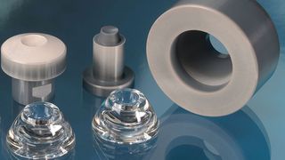 Formeinsätze aus Keramik für das Blankpressen. (Bild: Fraunhofer IPT)