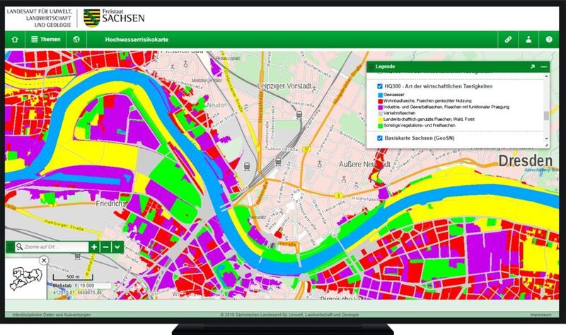 Ausschnitt von Dresden aus der Hochwasserrisikokarte, die vom Landesamt für Umwelt, Landwirtschaft und Geologie (LfLUG) im Datenportal iDA (interdisziplinäre Daten und Auswertungen) veröffentlicht wurde (Disy)