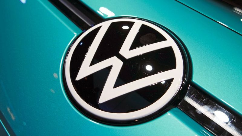 Statt nur an einem Tag pro Woche sollen VW-Mitarbeiter im Management wieder viermal pro Woche an ihren Arbeitsplatz kommen.(Bild:  Mario Hommen/SP-X)