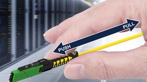 The push-pull mechanism allows for safe insertion and removal even at maximum port density. (Source: Rosenberger OSI)