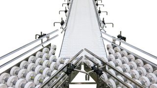 Förderanlagen von Dorner sind offen gebaut und dadurch einfacher zu reinigen. (Dorner)