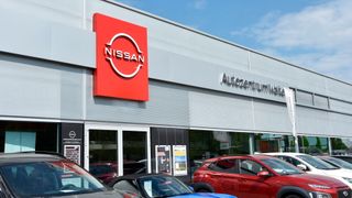 Seit 50 Jahren in Pforzheim vertreten: das Autozentrum Walter. (Bild: Simon – »kfz-betrieb«)