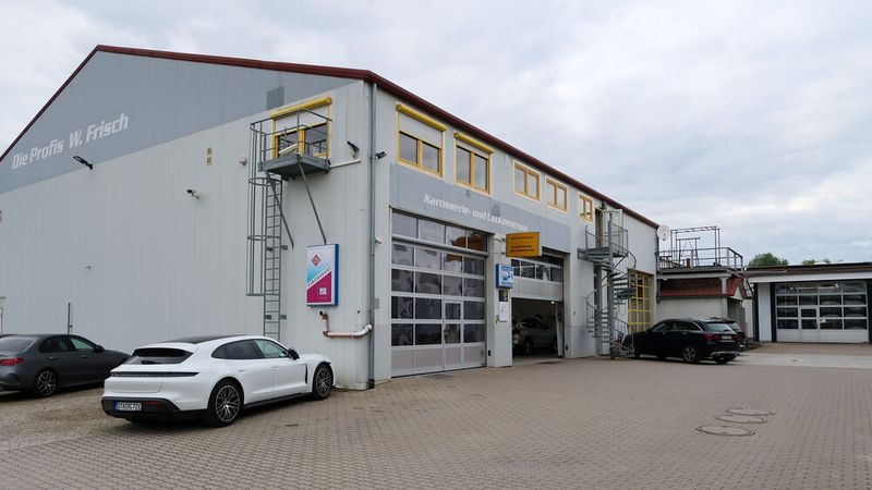 Durch den Kauf von Immobilien in der angrenzenden Nachbarschaft und den Umbau der dortigen Bestandsgebäude entstanden in Summe rund 5.000 Quadratmeter Werkstattfläche. (Bild: Diehl – VCG)