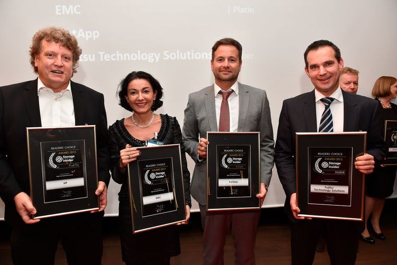 In der Kategorie High-End-Speichersysteme gab es durch Stimmengleichheit zwei erste Plätze. Die Firmen HP, vertreten durch Thomas Meier und EMC, vertreten durch Diana Coso, gewannen den Storage-Insider-Award in Platin. Netapp, Alexander Wallner, gewann den STI-Award in Gold und Fujitsu, Stefan Roth, erhielt den STI-Award in Silber. (Vogel -IT-Medien)
