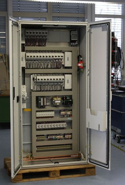 Die a-on AG deckt ein breites Engineering-Portfolio ab: Hardware- und Softwareplanung der Steuerungstechnik wie auch die Planung der Leit- und Visualisierungssysteme, Elektromontage- und Inbetriebnahme vor Ort (Archiv: Vogel Business Media)