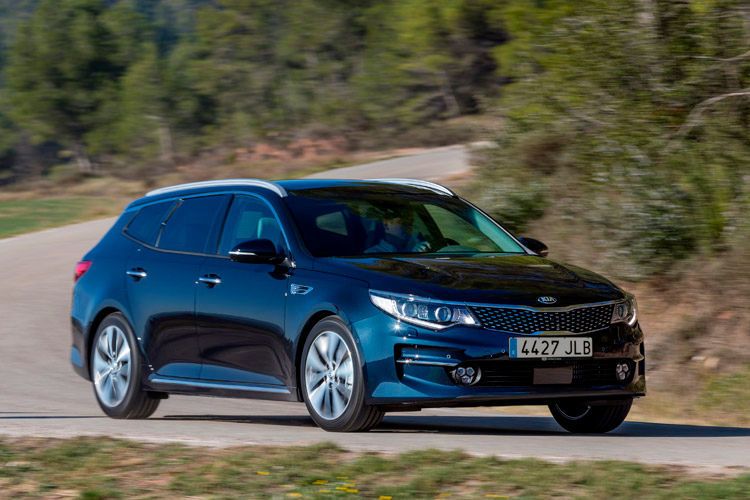 Auf den Markt kommt der Kombi im vierten Quartal 2016. (Kia)