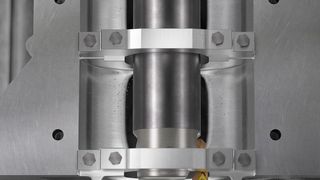 Mit dem Corobore 825, einem Neuling in Bereich der Silent Tools, können Feinbohrungen zwischen 19 und 167 mm mit höherer Qualität ausgeführt werden, weil der Bohrer schwingungsgedämpft ist, sein Aufbohrkopf aus Aluminium besteht und der Feinaufbohrkopf deutlich kürzer ist als bei anderen Systemen, sagt Sandvik Coromant. (Sandvik Coromant)