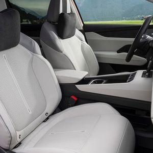Da das Infotainment auf Android-Basis arbeitet, ist auch Google Maps möglich.(Bild:  Skoda)