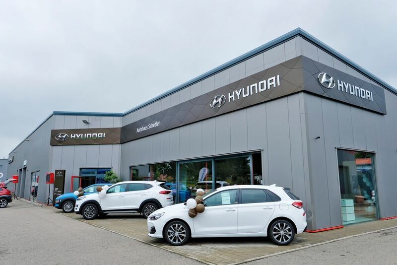 Am Autohaus Schedler hängt künftig die Hyundai-Signalisation. (Autohaus Schedler)