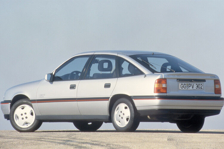...Der VW Passat lag nur unter Einbeziehung des Variant knapp vor dem Vectra. (Foto: Hersteller)