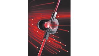 Optische Partikelzähler kommen bei der Kontaminationsanalyse von Flüssigkeiten zum Einsatz; mit einem neu entwickelten Sensor werden jetzt noch kleinere Partikel erkannt. Bild: Pamas (Archiv: Vogel Business Media)