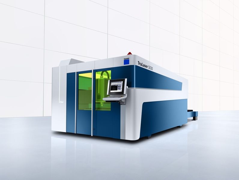 Fliegender Wechsel zwischen höchster Produktivität und Qualität im Dünnblech zu Qualitätsschnitten im Dickblech: Diese Flexibilität erreicht die Trulaser 5030 fiber mit der neuen Funktion Brightline fiber, wie das Unternehmen Trumpf berichtet. (Bild: Trumpf)
