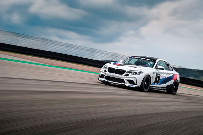 Der BMW M2 CS Racing ist ein waschechter Rennwagen für die Rundstrecke.