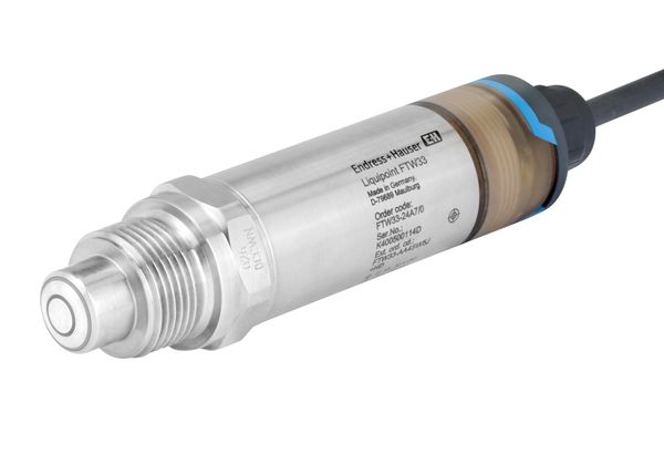 Détecteur de niveau hygiénique Liquipoint FTW33 pour liquides – fiable en présence de mousse et de dépôts, compatible CIP/SIP. (Source: © Endress )