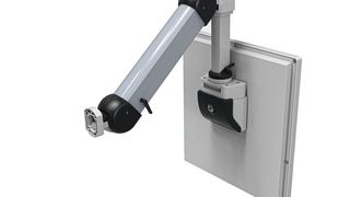 Der Flat-Panel-Adapter vereint Drehkupplung, Neigungsadapter und Flachsteuerungsadapter in einer Komponente.  (Rose Systemtechnik)