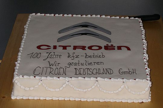 Citroën Deutschland gratulierte aus seine Weise zum Jubiläum - die Redaktion dankt. (Archiv: Vogel Business Media)