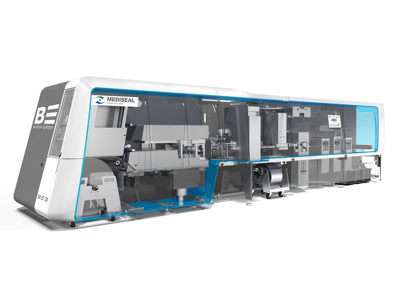 Die Front der Maschine ist komplett durchsichtig. Auch bei geschlossener Front, wie im Bild, ist der gesamte dahinterliegende Raum zu sehen. (Bild: Hecker)